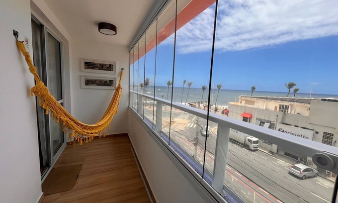 Amaralina Apartment | Studio with balcony and sea view, with pool in Salvador
