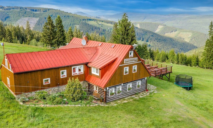 Pec pod Snezkou House | Stunning private villa for 23 people with WIFI, TV, terrace, pets allowed and panoramic view