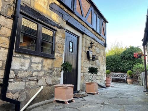 Winchcombe House | Stunning 2 Bed Cotswold Cottage Winchcombe