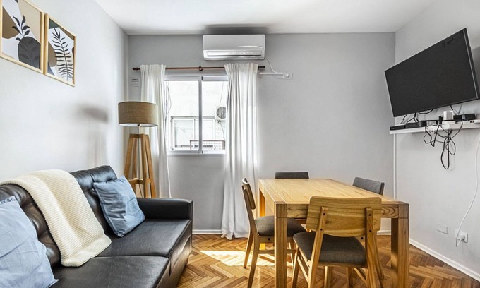 Recoleta Apartment | Stunning 2 bedroom in Palermo with Amazing Park View