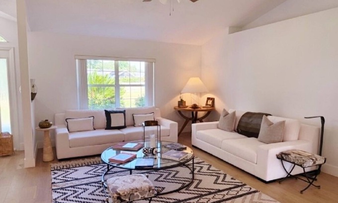 Fellowship House | Stunning 3 BR Ocala home close to WEC