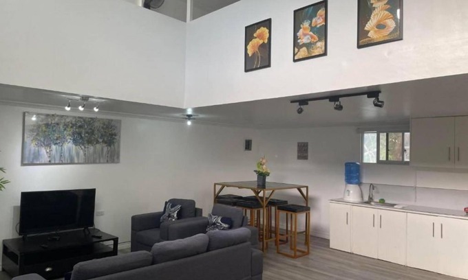 Sipalay Hotel | Stunning Executive Suite in Lopez Beach Resort