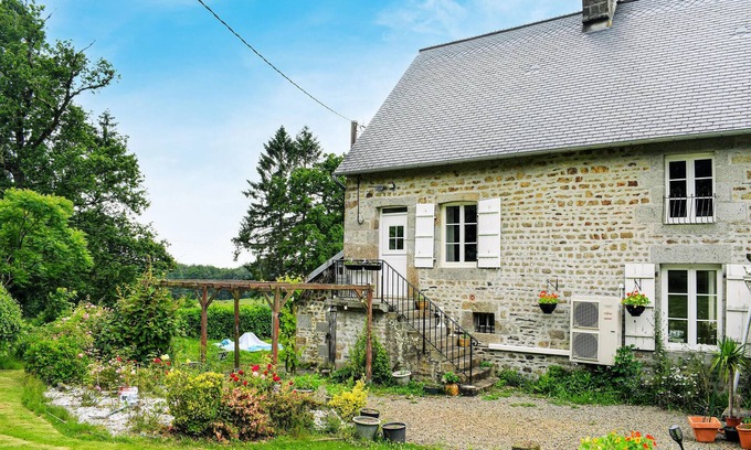 Saint-Sever-Calvados House | Stunning home in Saint-Sever-Calvados