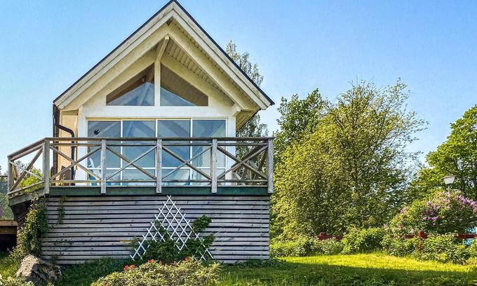 Sweden House | Stunning home in Boxholm