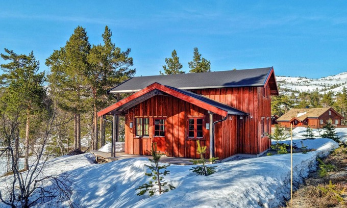 Øvre Ramse House | Stunning home in Dølemo with WiFi