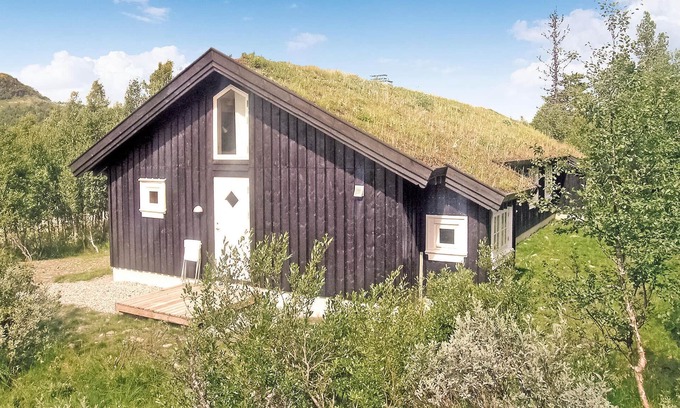 Sor-Fron House | Stunning home in Gålå with sauna