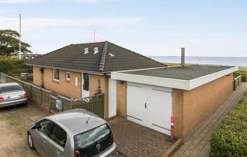 Hejsager Strand House | Stunning Home In Haderslev With Wifi