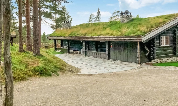 Nord-Fron House | Stunning home in Kvam with WiFi