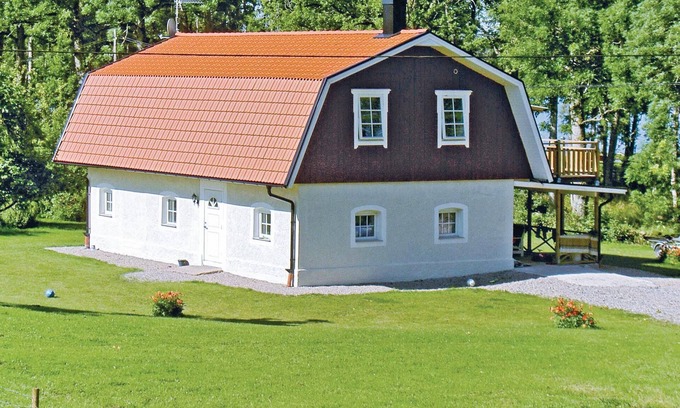 Stavsjo House | Stunning home in Ljungby with WiFi