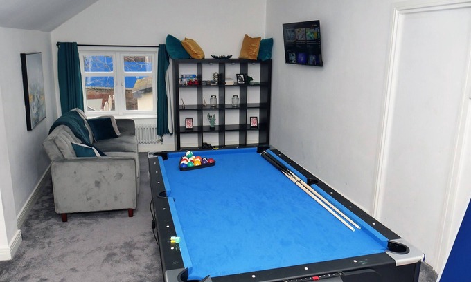Stonnall House | Stunning House in the heart of Birmingham - New Street Train Station
