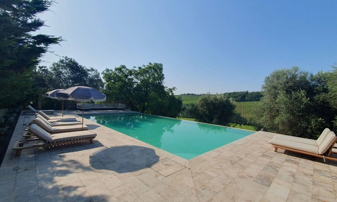 Castellina in Chianti Villa | Stunning private villa with WIFI, A/C, private pool and terrace, close to San Gimignano