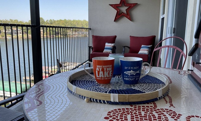 Lake Hamilton Condo | Stunning New Lake Hamilton Condo Lake front on 7 South 🐟 🛶🎣