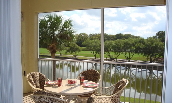 Plantation House | Stunning New Townhome Listing 3 Bdrm/2 Bath