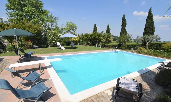 Zenevredo Villa | Stunning private villa with A/C, WIFI, private pool, TV, patio, pets allowed and panoramic view