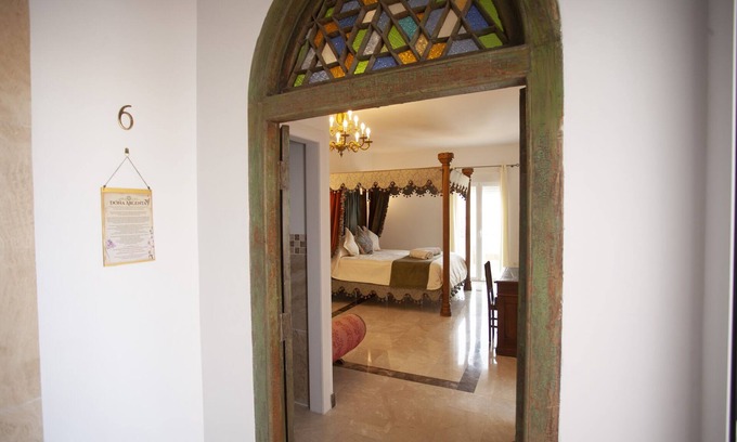 Cuevas Del Almanzora Hotel | STUNNING SUITE WITH EXQUISITE DECORATION