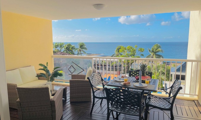 Simpson Bay Apartment | Stunning Sea View Retreat in Cupecoy