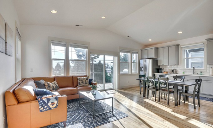 Stevenson House | Stunning Stevenson Retreat w/Mountain Views!