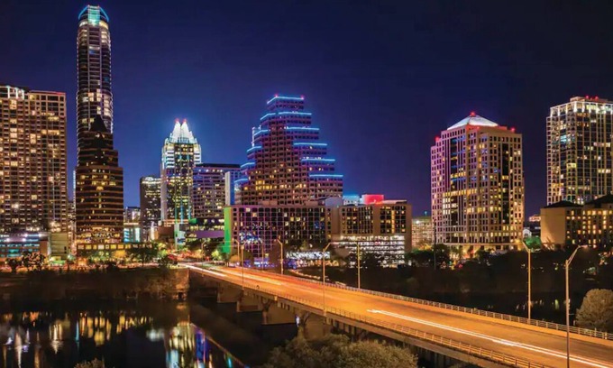 Civic District Resort | Stunning Studio in the Heart of Austin!+Amenities!