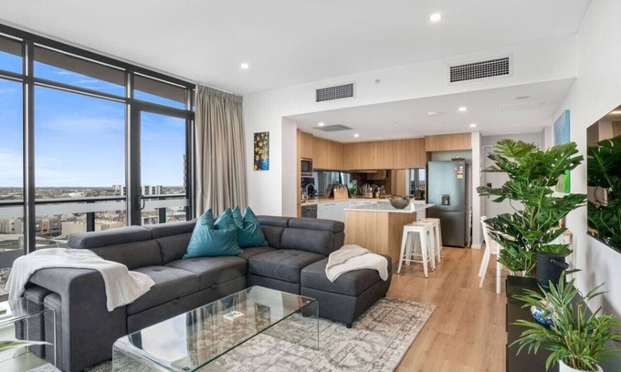 Adelaide Central Business District Apartment | Stunning Views 2BR Luxury Pool Parking Gym WiFi