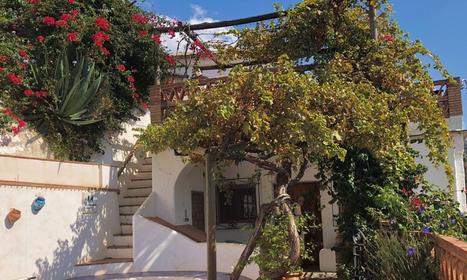 Orgiva Cottage | Stunning Views from Vine Terraces Down Rio Chico Valley