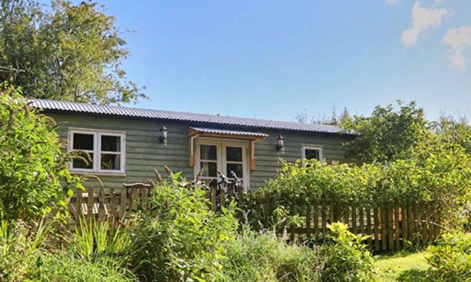 Coalbrookdale House | Stunning villa for 2 people with WIFI and pets allowed