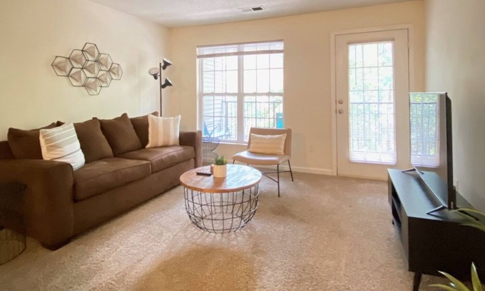 North Charleston Apartment | Stylish and Spacious Modern Apartment