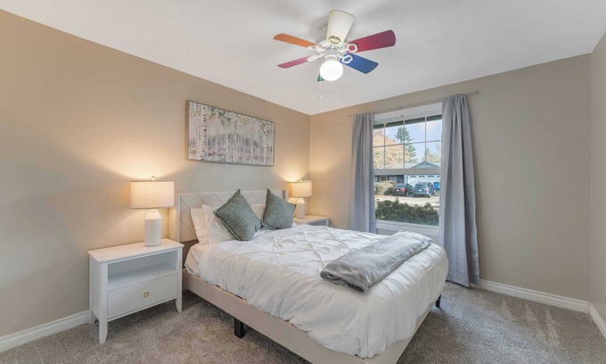 Vancouver House | Stylish Comfort on SE 134th Ave #42261