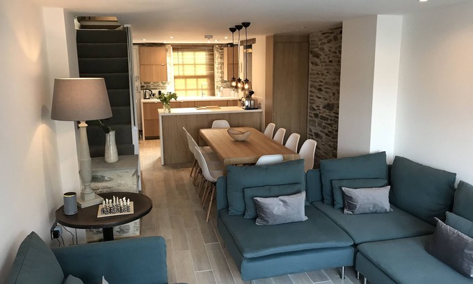 Salcombe Cottage | Stylish Cottage, central location with harbour view and double parking