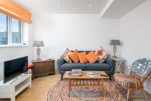 Chaucer Apartment | Stylish flat between London Bridge & Tower Bridge