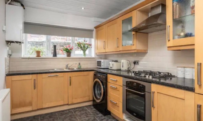 Thatto Heath House | Stylish Home Retreat on Outskirts of Liverpool