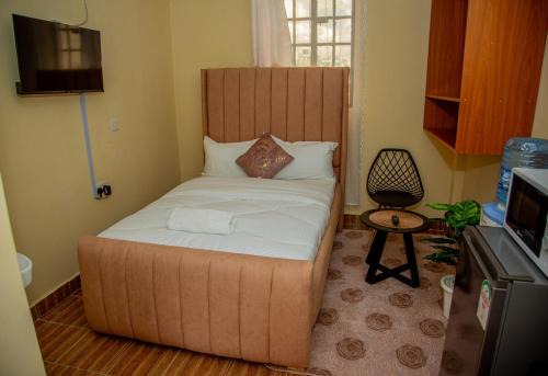 Nanyuki Apartment | Stylish Mauve Studio with free WI-FI
