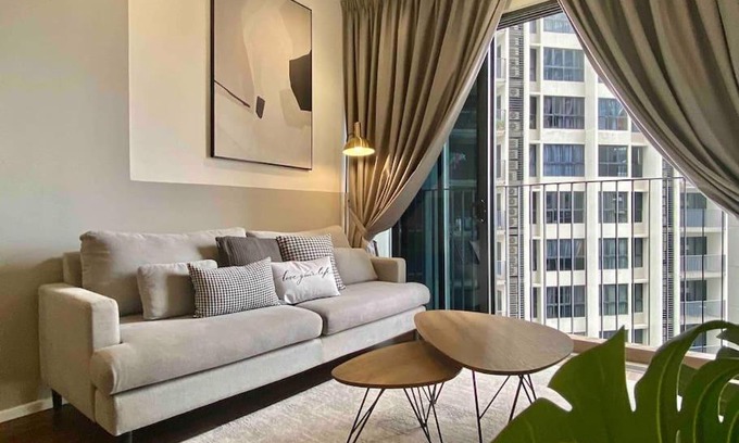 Shah Alam Apartment | Stylish Nordic Suite, Pool View, GEO Bukit Rimau, Kota Kemuning