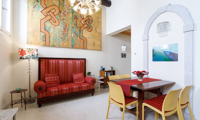 Castello Apartment | Stylish place ideal for the Biennale in Venice. A short walk from St Mark's