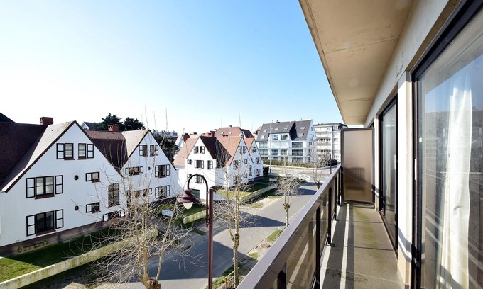 De Haan Apartment | Stylish Seaside Stay w/Balcony