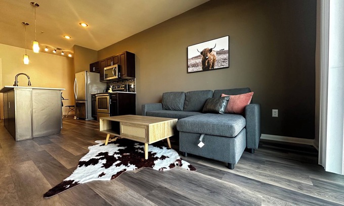 North Burnet Apartment | Stylish stay at the Domain
