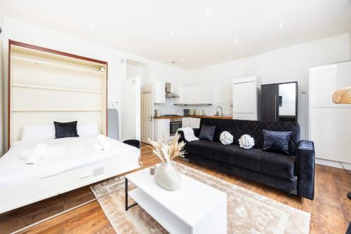 Fulham Broadway House | Stylish Studio Apartment In Fulham