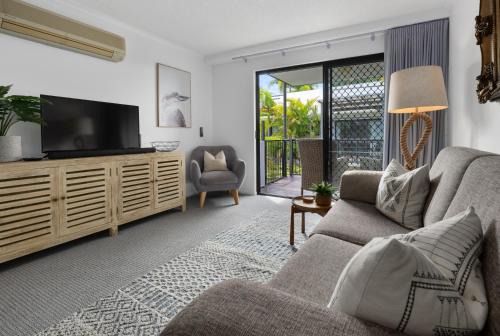 Noosaville Apartment | Stylish Unit, 4* Resort, Close to Noosa River