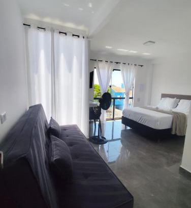 Praia de Leste House | Suíte 25 família Praia de Leste