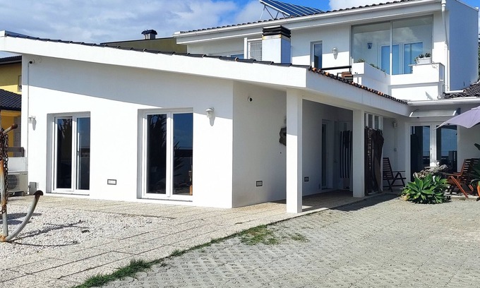 Aguda Apartment | Suíte Maresia em Frente ao mar da Aguda