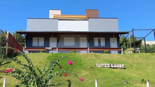 Lindoia Apartment | Suítes Laure