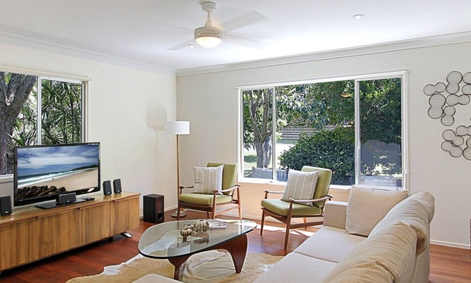 Byron Bay House | Su Casa - pet-friendly cottage in central Byron
