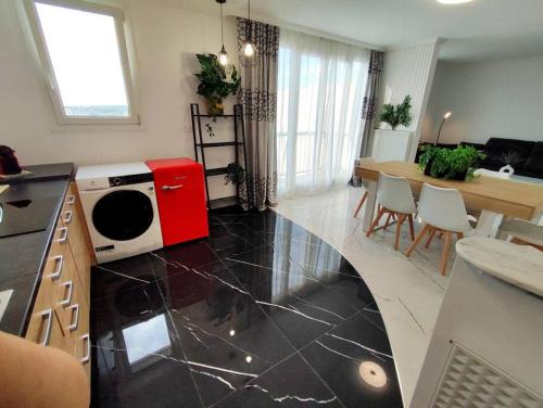 Le Bourget Apartment | Sublime Appartement