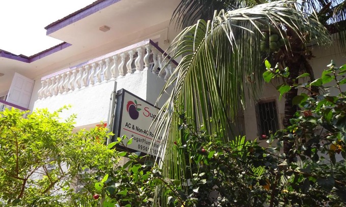 Baga Bed & Breakfast | Sugar Plum Macedo Palms