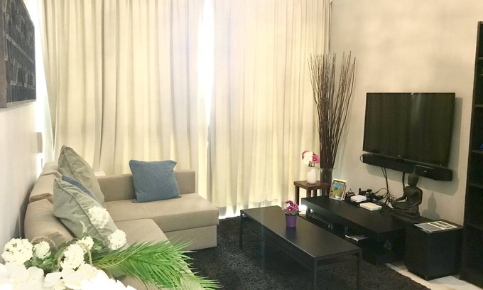 Golden Triangle Apartment | Suira KLCC city view siwmming pool 2b2b suites#6