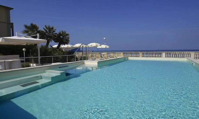 San Vincenzo Apartment | Suite 3 rooms by Interhome