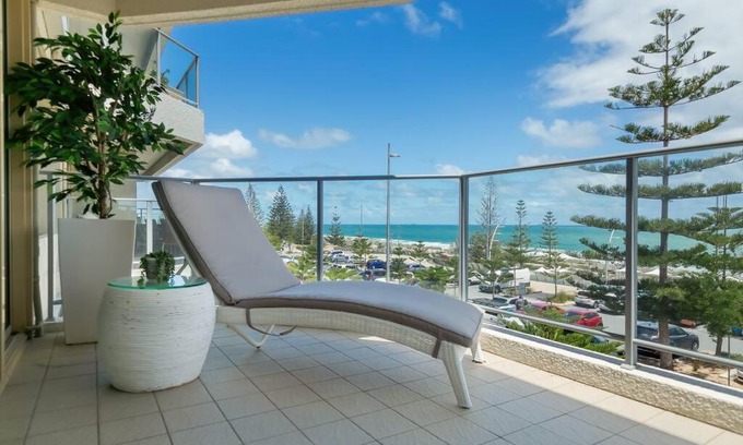 Scarborough Apartment | Suite 305 Sandcastles 3 Bedroom Deluxe Apartment