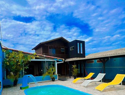 Pontal do Parana House | Suite Chalé com hidromassagem e piscina em Ipanema