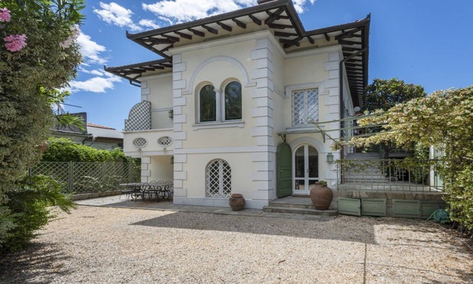 Forte dei Marmi Apartment | Suite Mara By MMega