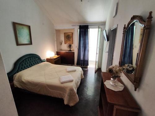 Yerba Buena Apartment | Suite Pringles 1740 Parking Planta Baja