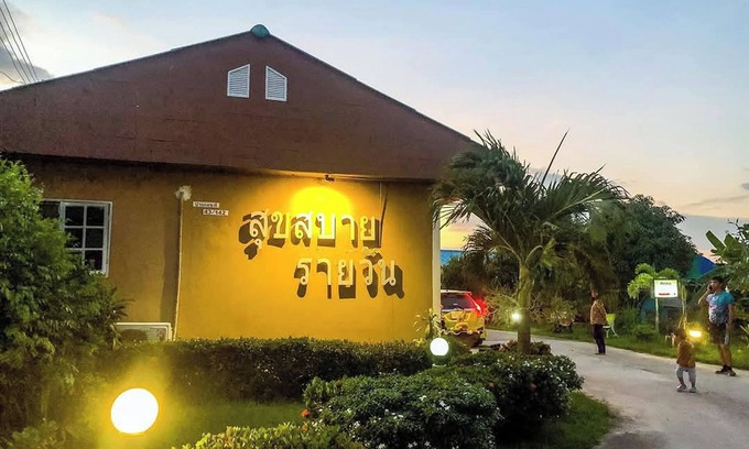 Nong Prue Hotel | Suksabai Raiwan And Pool Villa